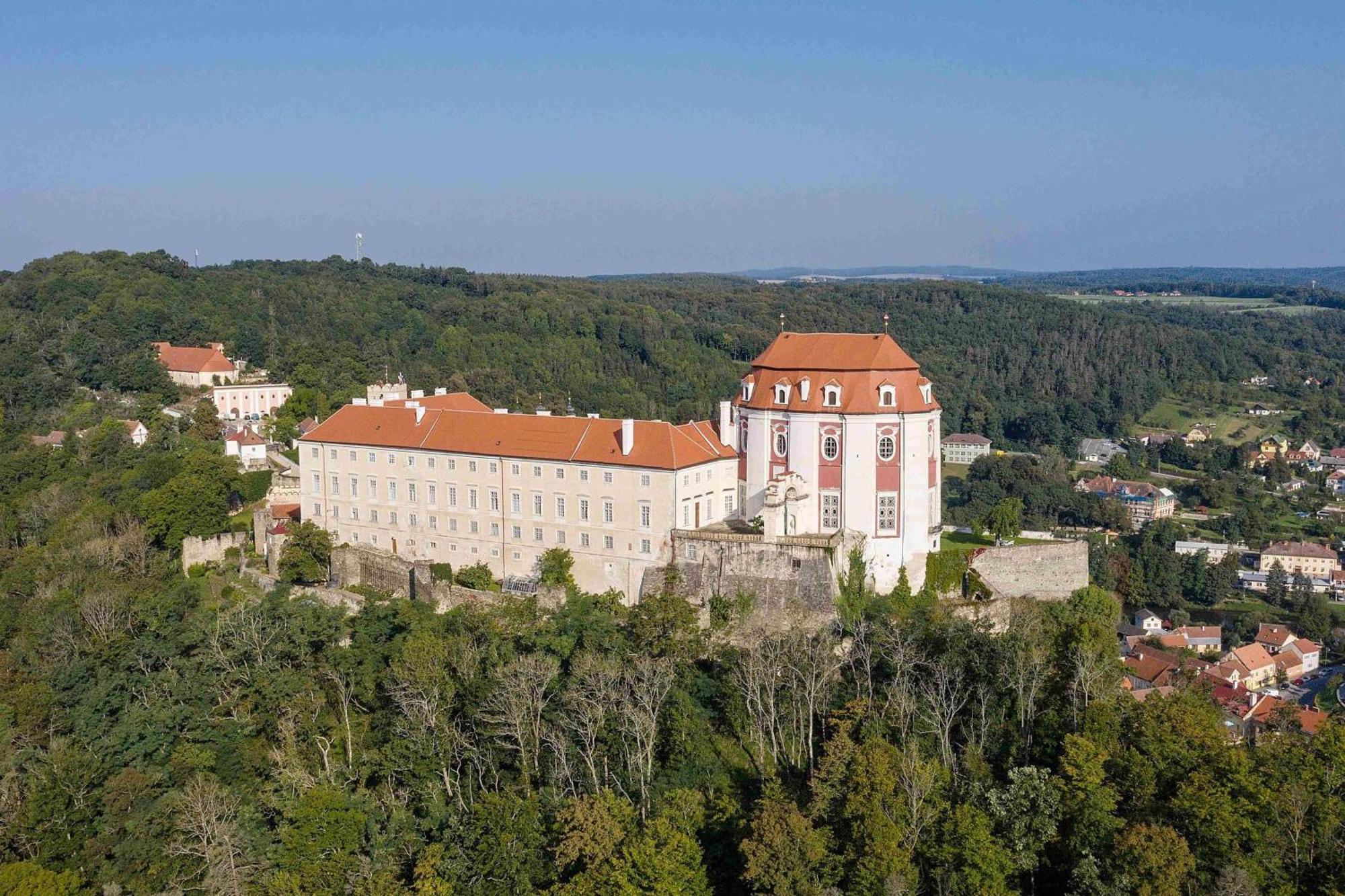 Rezidence Znojmo Hotel ภายนอก รูปภาพ